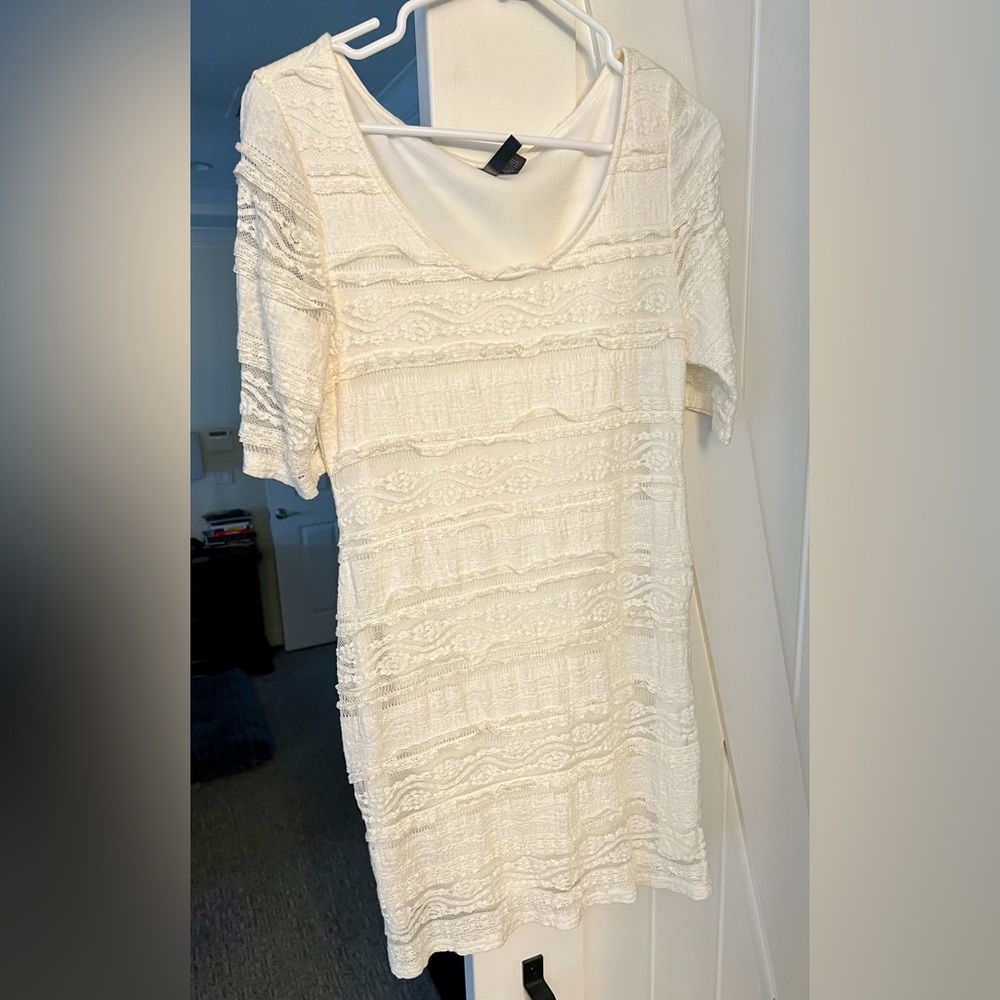 White lace tight fitting dress